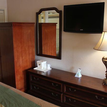 Rodeway Inn & Suites Nashville Zimmer foto